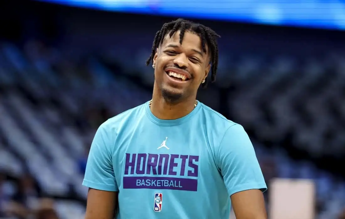 NBA: Charlotte Hornets at Dallas Mavericks