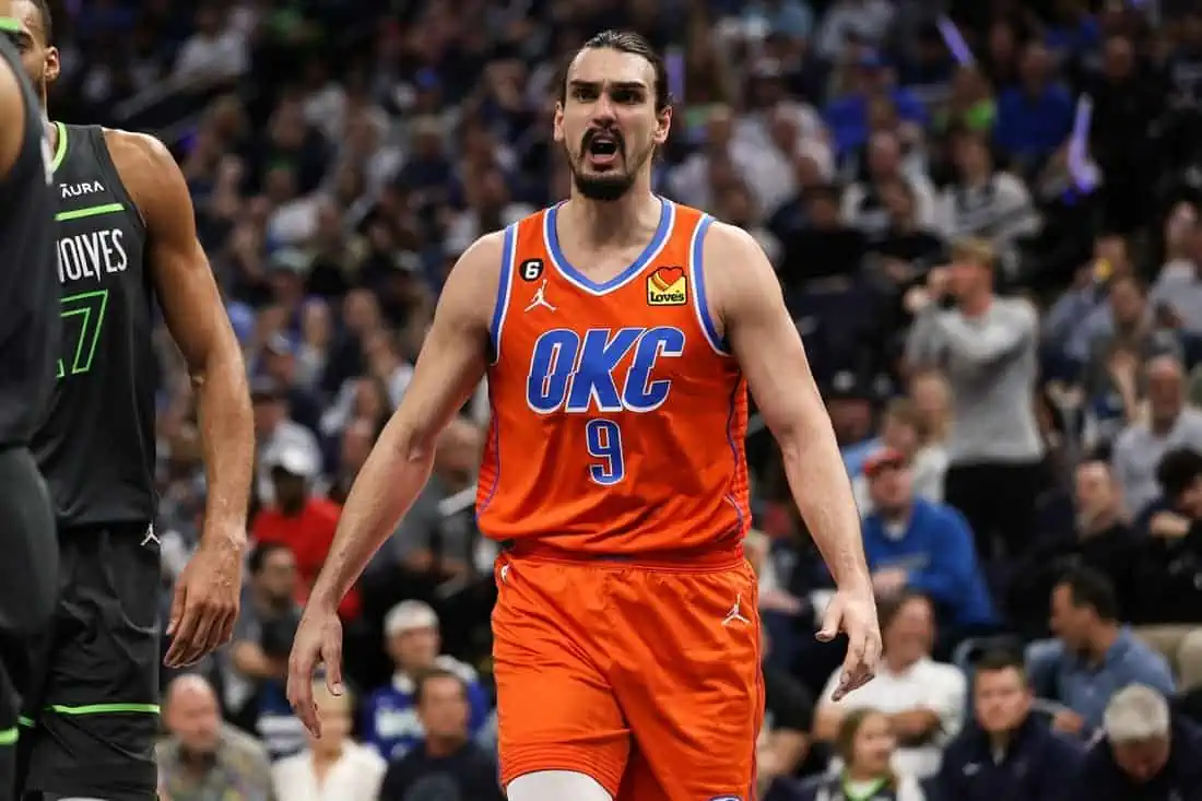 NBA: Oklahoma City Thunder at Minnesota Timberwolves