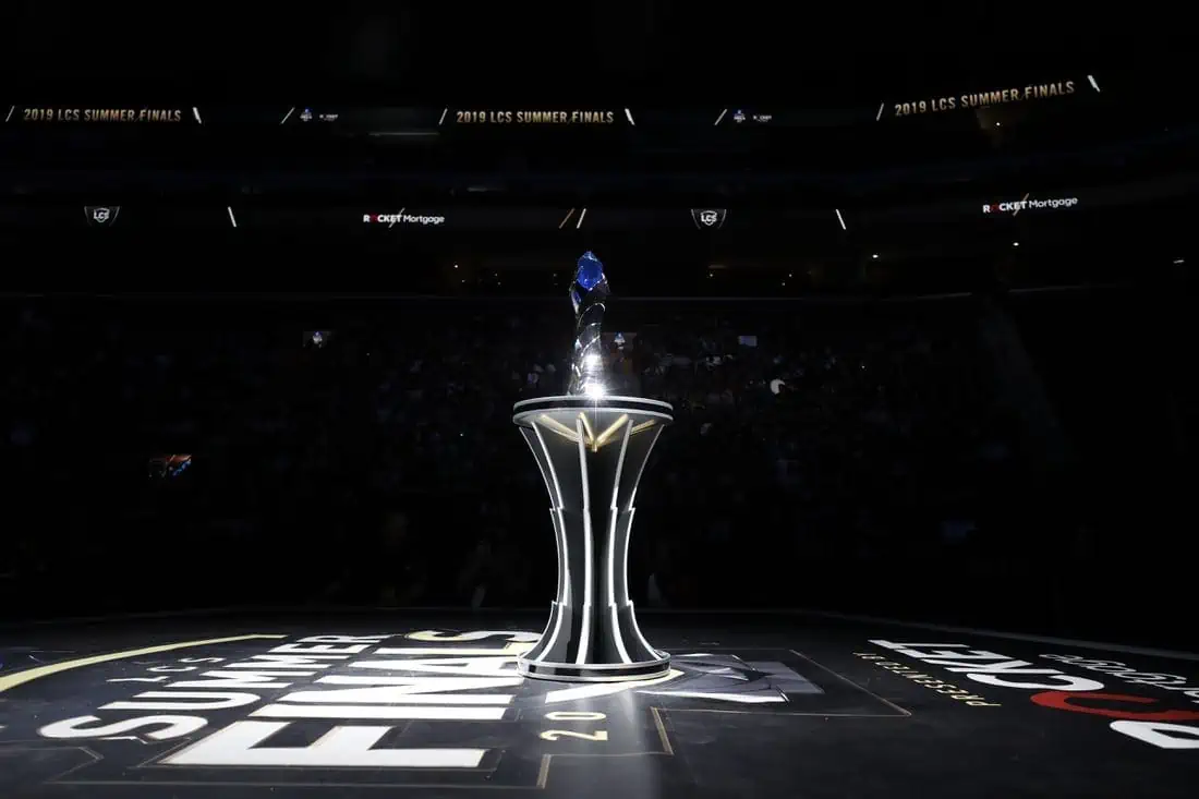ESports: LCS Summer Finals
