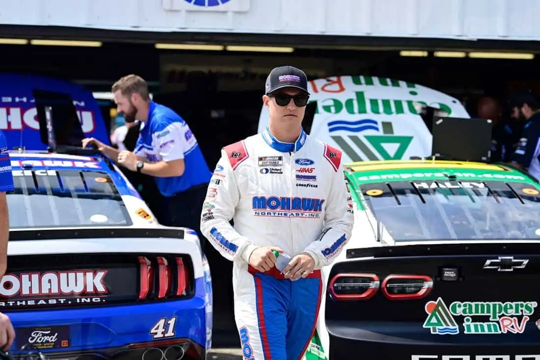 NASCAR: Practice & Qualifying