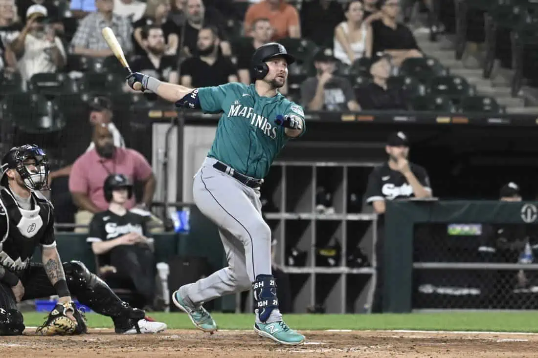 Cal Raleigh, Mariners dismantle White Sox 142