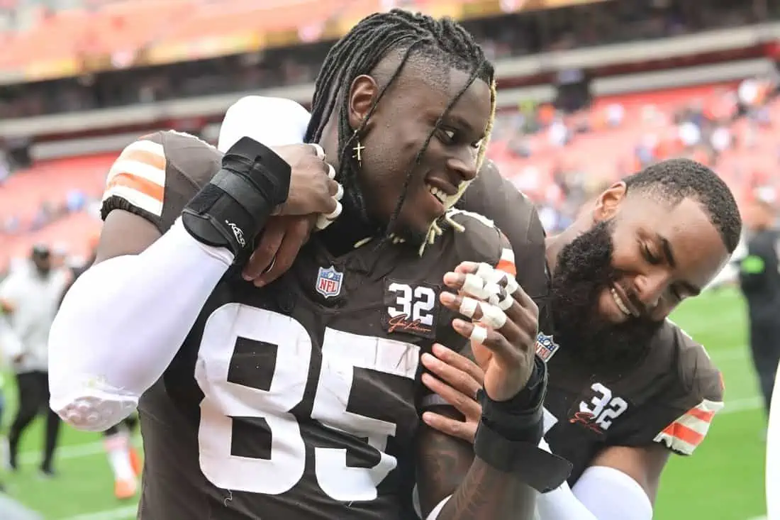 NFL: Tennessee Titans at Cleveland Browns