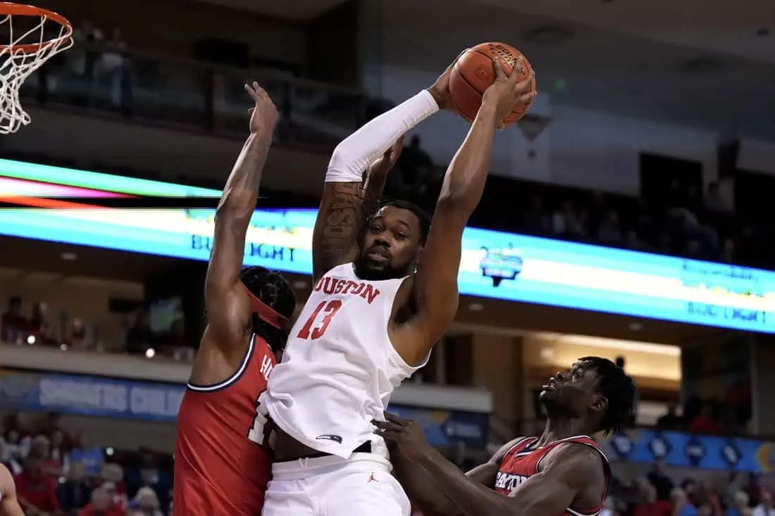 NCAA Basketball: Charleston Classic Championship - Dayton at Houston
